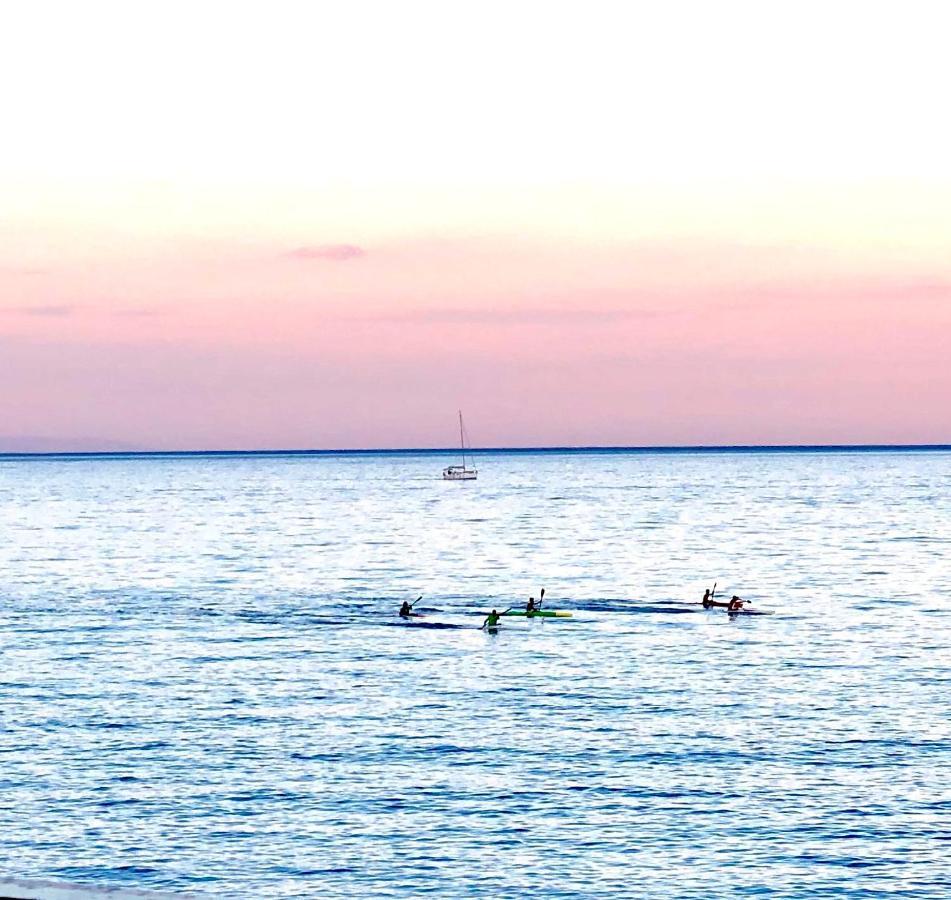 Appartamento Vacanzenaxos - Casa Frontemare Giardini Naxos Esterno foto